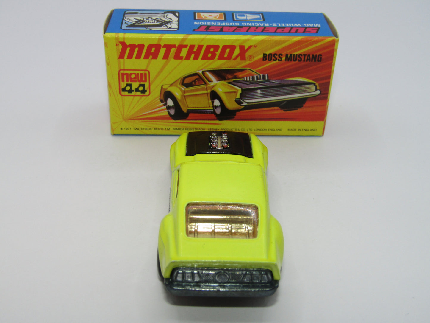 Matchbox Superfast 44B Boss Mustang LIGHT LEMON & LIGHT Amber Windows