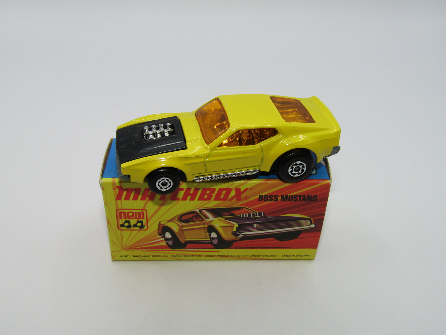Matchbox Superfast 44B Boss Mustang DARK YELLOW Body