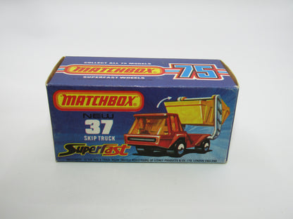 Matchbox Superfast No 37C Skip Truck ORANGE Red Skip, Black Base
