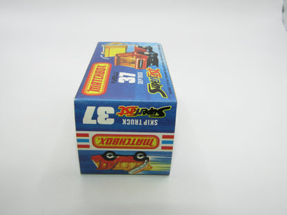 Matchbox Superfast No 37C Skip Truck Red AMBER Windows Grey Interior