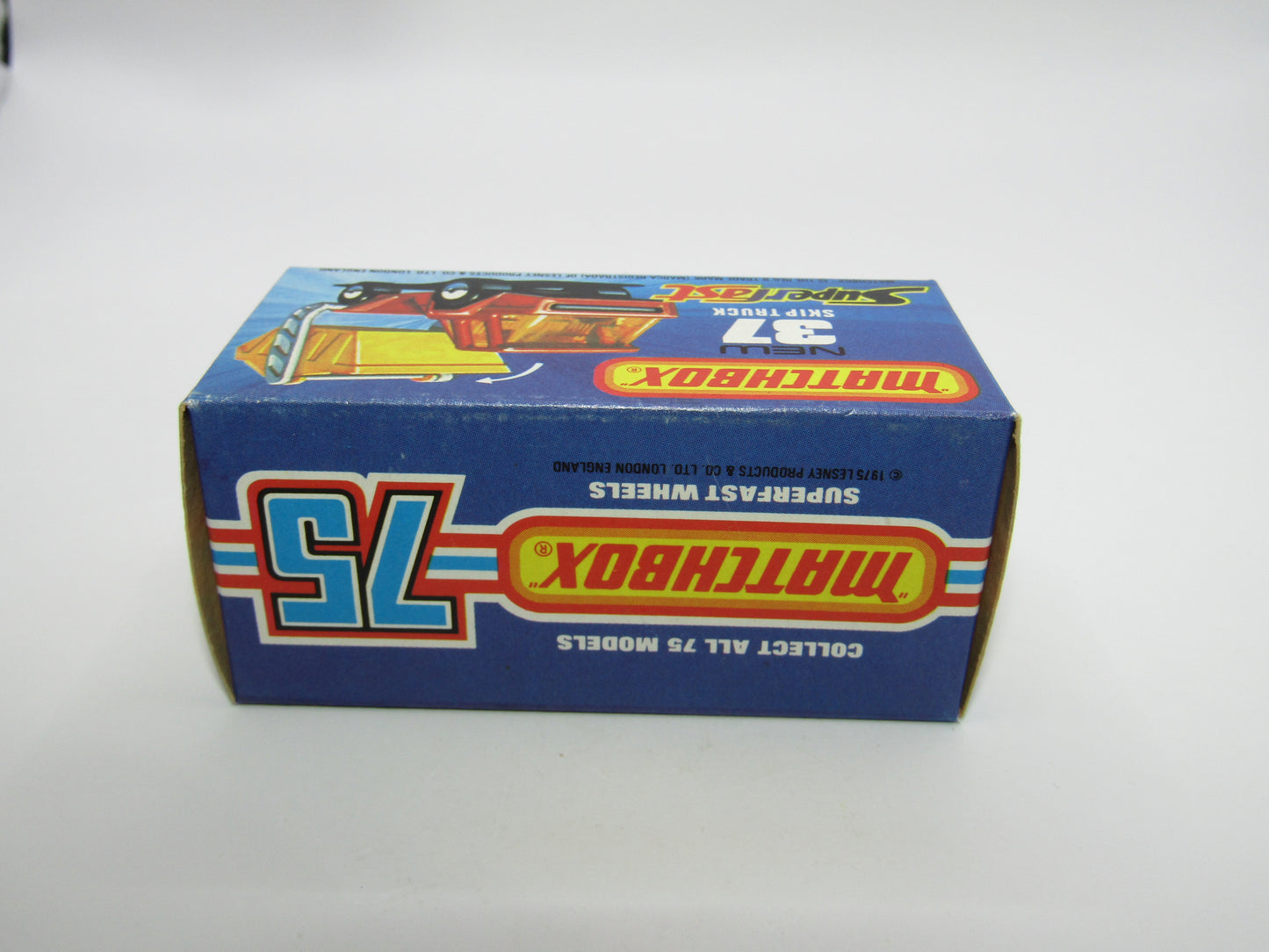 Matchbox Superfast No 37C Skip Truck Red AMBER Windows Grey Interior