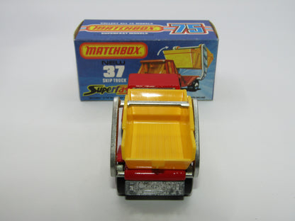 Matchbox Superfast No 37C Skip Truck Red UNPAINTED Base