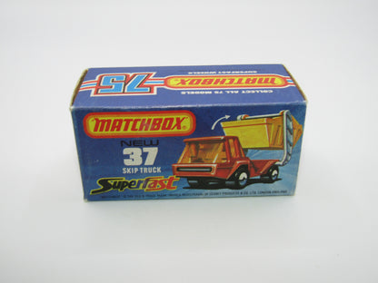 Matchbox Superfast No 37C Skip Truck Red GREY Base