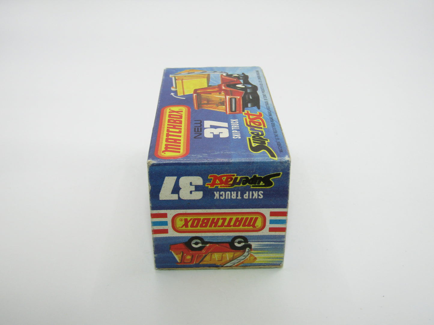 Matchbox Superfast No 37C Skip Truck Red GREY Base