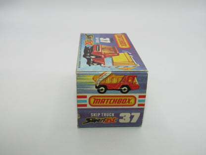 Matchbox Superfast No 37C Skip Truck Metallic Blue Silver Base