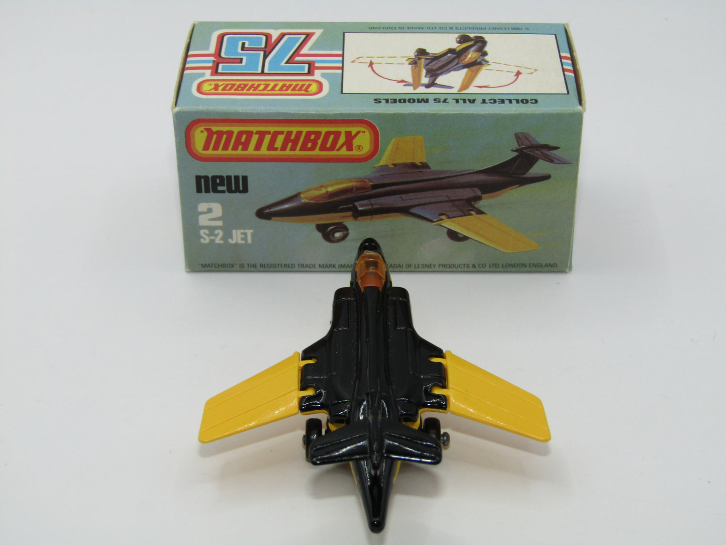Matchbox Superfast 2D S2 Jet Black & Yellow LIGHT Amber Windows