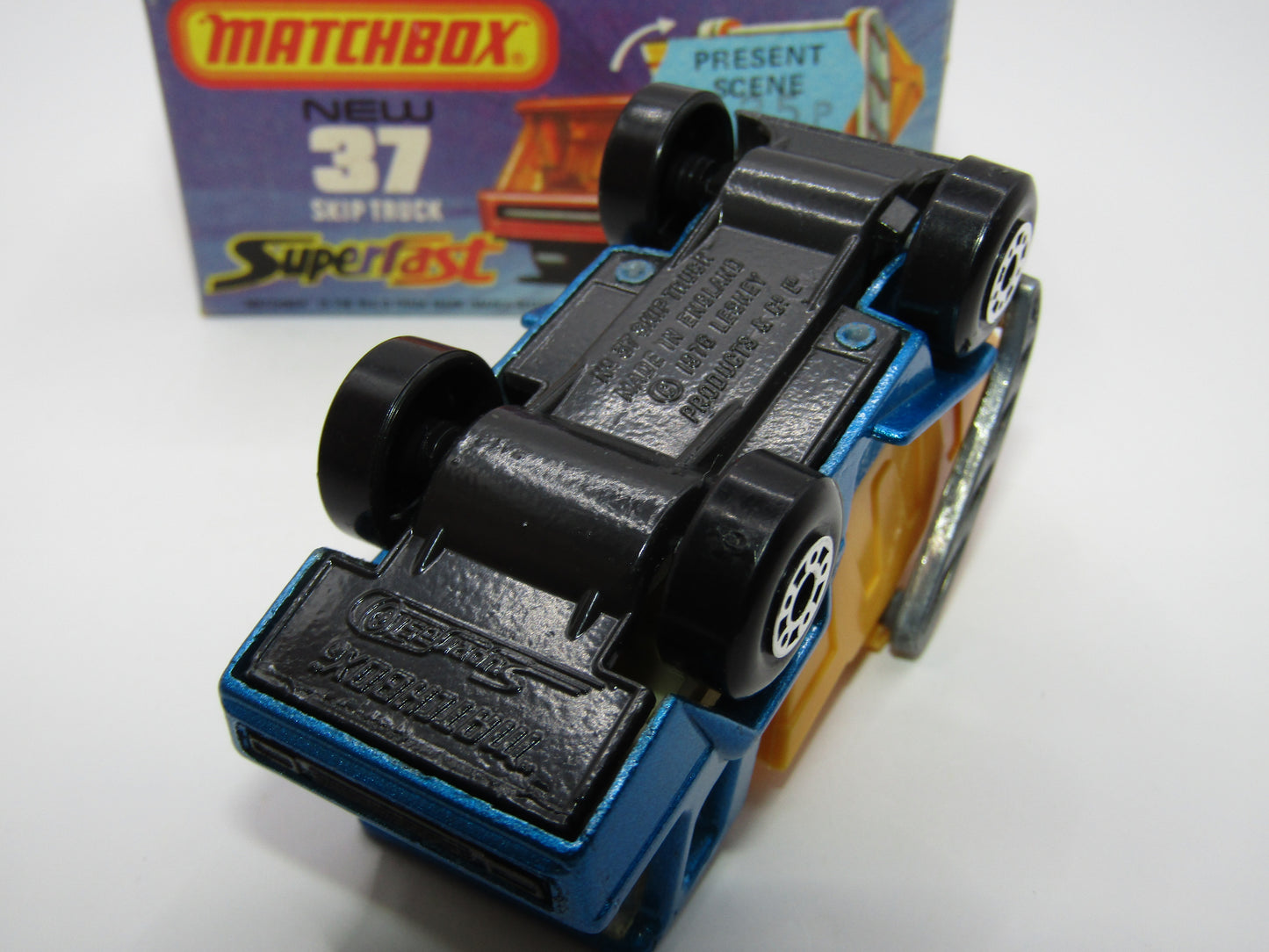 Matchbox Superfast No 37C Skip Truck Metallic Blue GREY Base