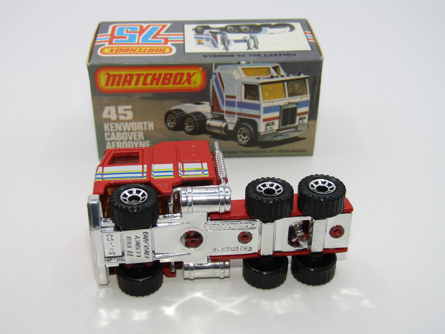 Matchbox Superfast 45C Kenworth Truck Red, White, Blue, Yellow Stripes