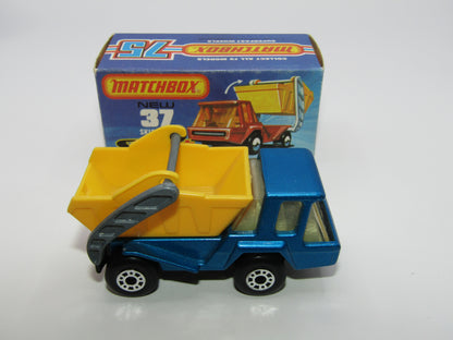 Matchbox Superfast No 37C Skip Truck Metallic Blue GLOSS BLACK Base