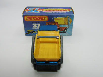 Matchbox Superfast No 37C Skip Truck Metallic Blue GLOSS BLACK Base