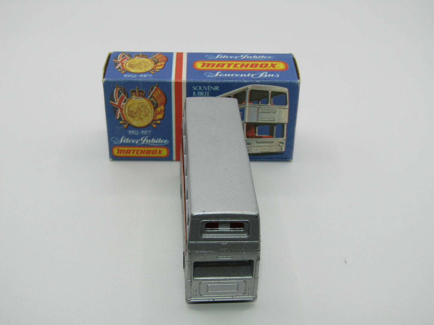 Matchbox Superfast No 17B The Londoner Japan Yoshinoya Specialty Shop SILVER BUS