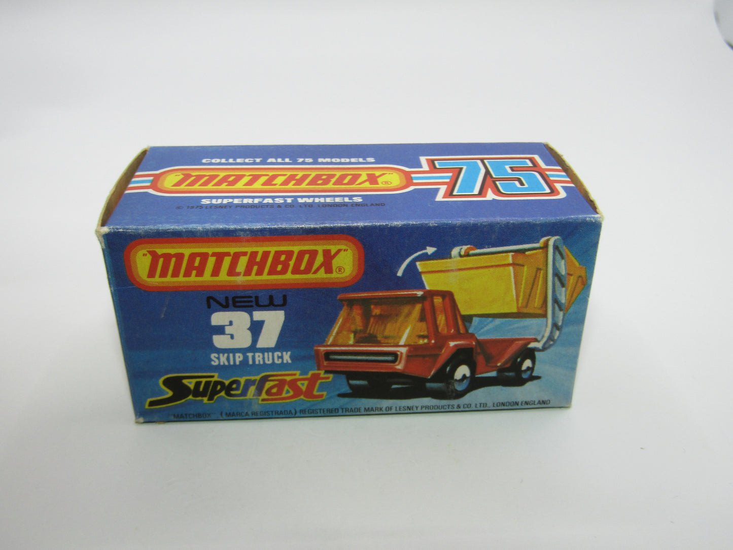 Matchbox Superfast No 37C Skip Truck Metallic Blue GLOSS BLACK Base