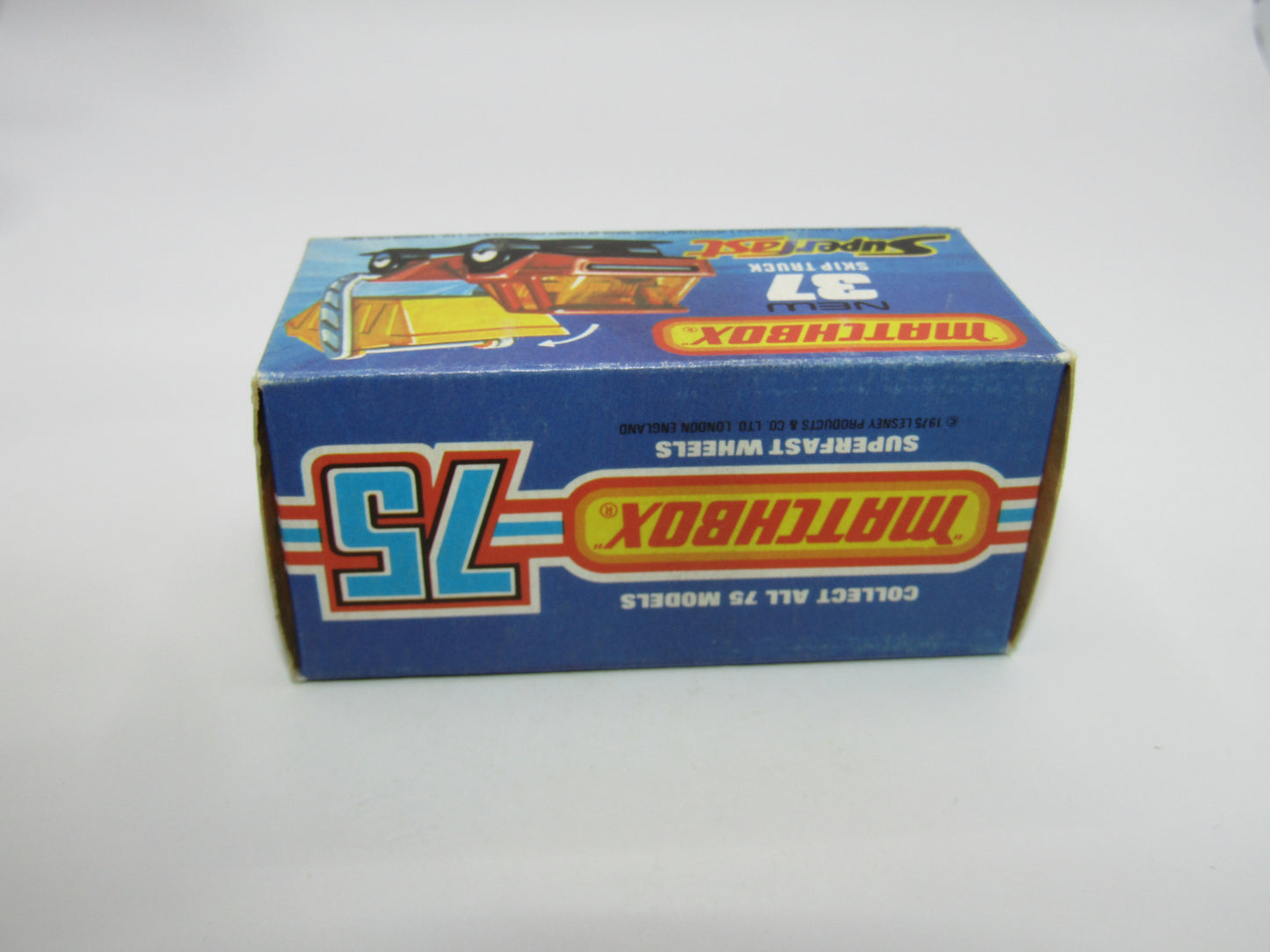 Matchbox Superfast No 37C Skip Truck Metallic Blue GLOSS BLACK Base