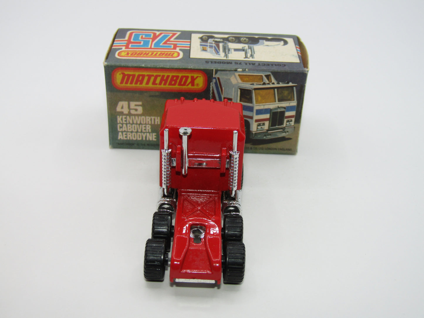Matchbox Superfast 45C Kenworth Truck Red, White, Blue, Yellow Stripes
