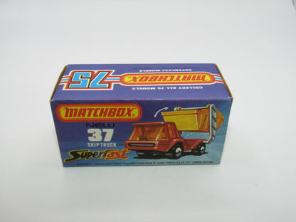 Matchbox Superfast No 37C Skip Truck Metallic Blue FLAT BLACK Base
