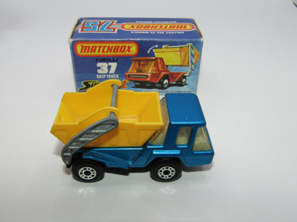 Matchbox Superfast No 37C Skip Truck Metallic Blue Satin Black Base