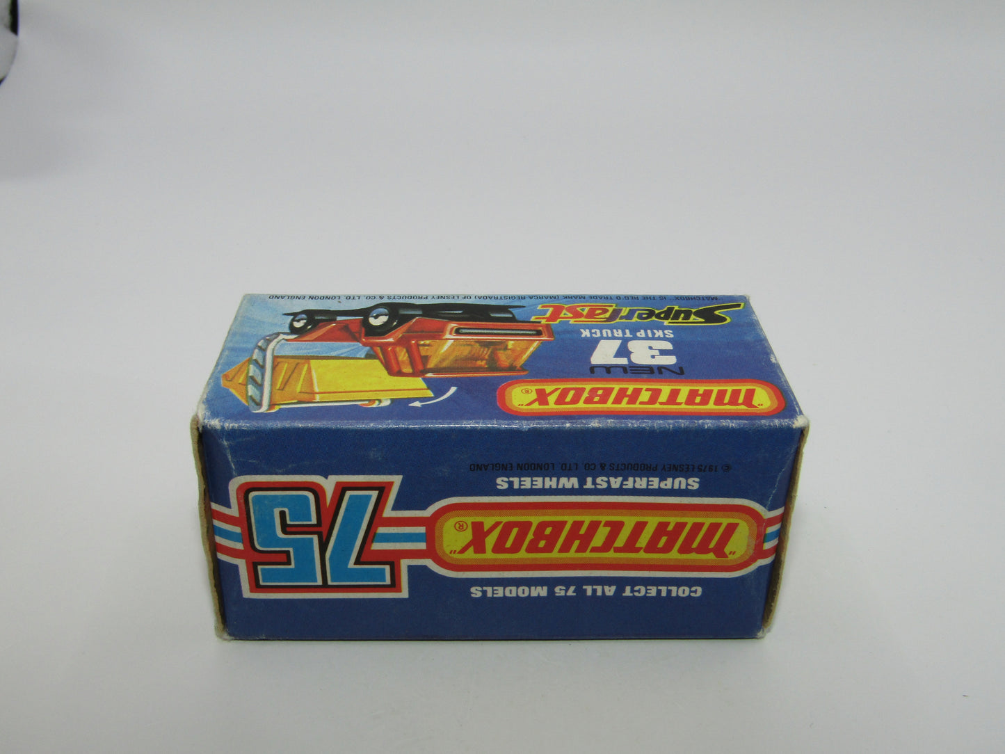 Matchbox Superfast No 37C Skip Truck Metallic Blue Satin Black Base