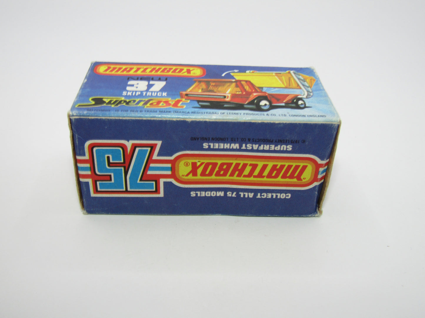 Matchbox Superfast No 37C Skip Truck Metallic Blue Satin Black Base
