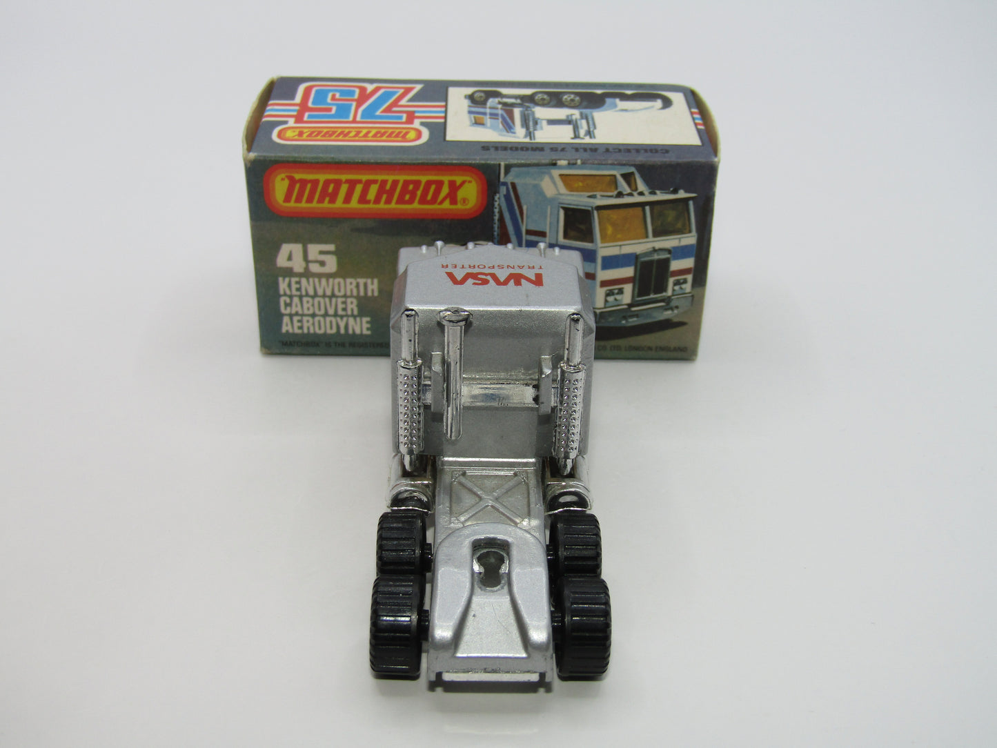 Matchbox Superfast 45C Kenworth Truck Silver NASA Lesney Base
