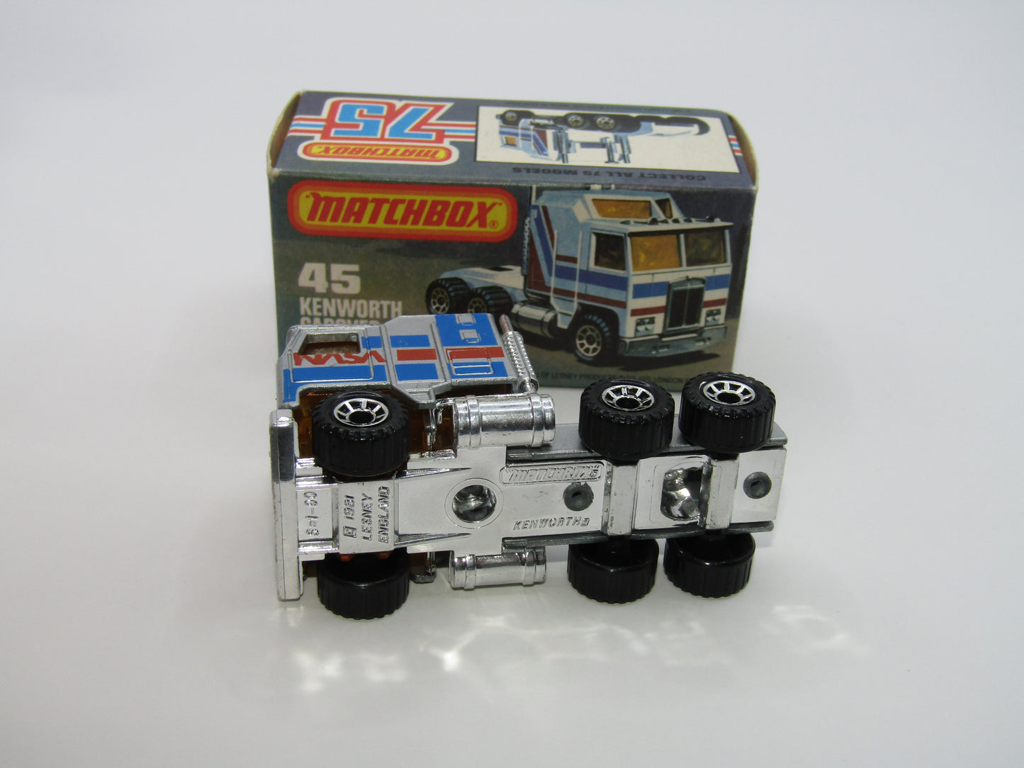 Matchbox Superfast 45C Kenworth Truck Silver NASA Lesney Base
