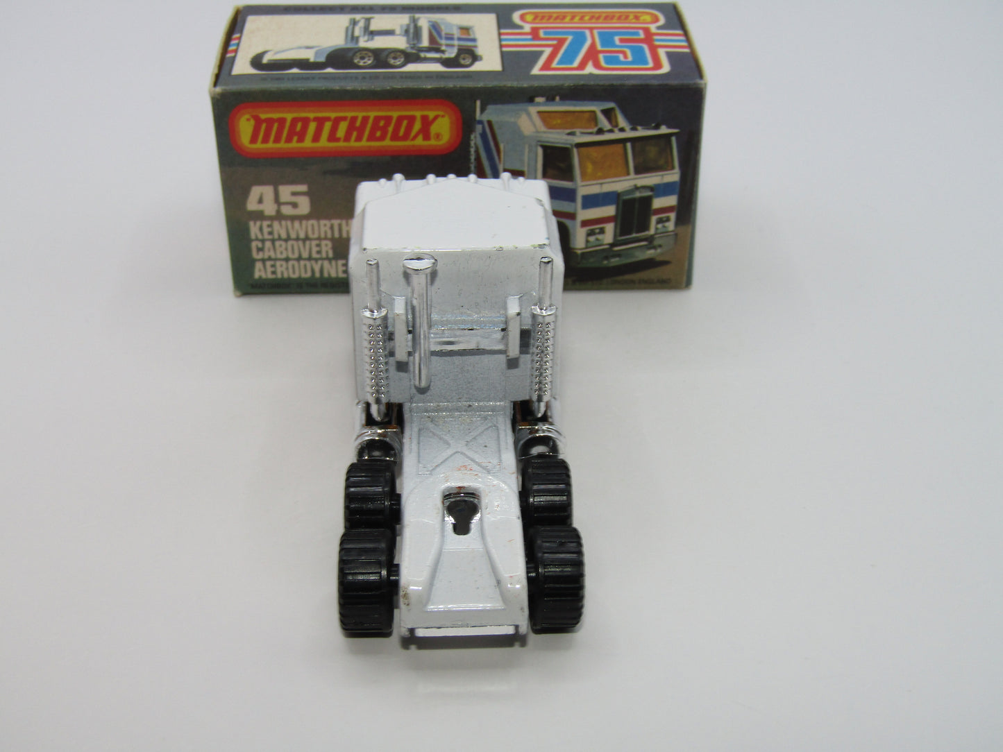 Matchbox Superfast 45C Kenworth Truck White, Red & Yellow Stripes