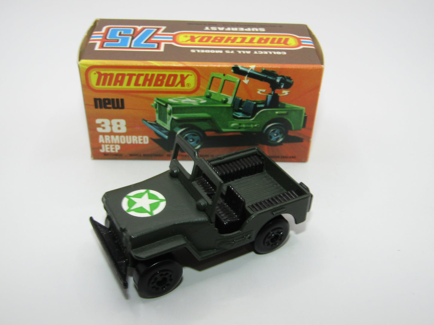 Matchbox Superfast No 38C Armoured Jeep OLIVE DRAB Star no 38 Jeep Base