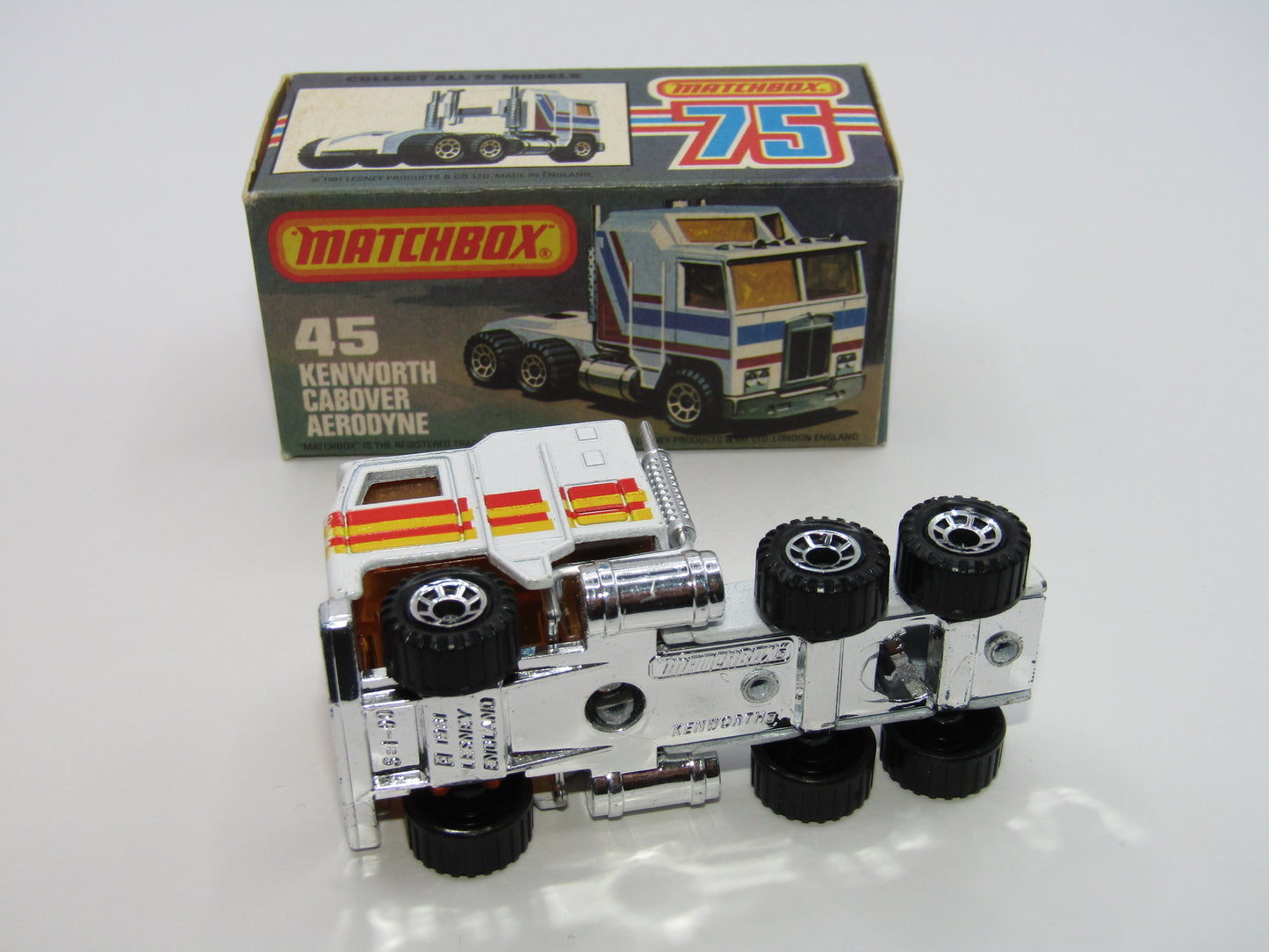 Matchbox Superfast 45C Kenworth Truck White, Red & Yellow Stripes