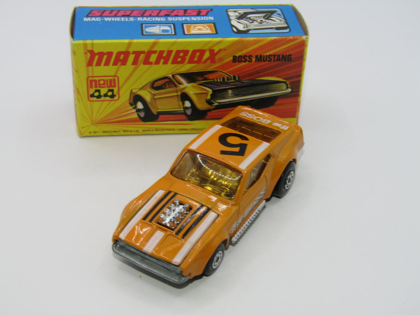 Matchbox Superfast 44B Boss Mustang BOSS Outline LIGHT AMBER Windows