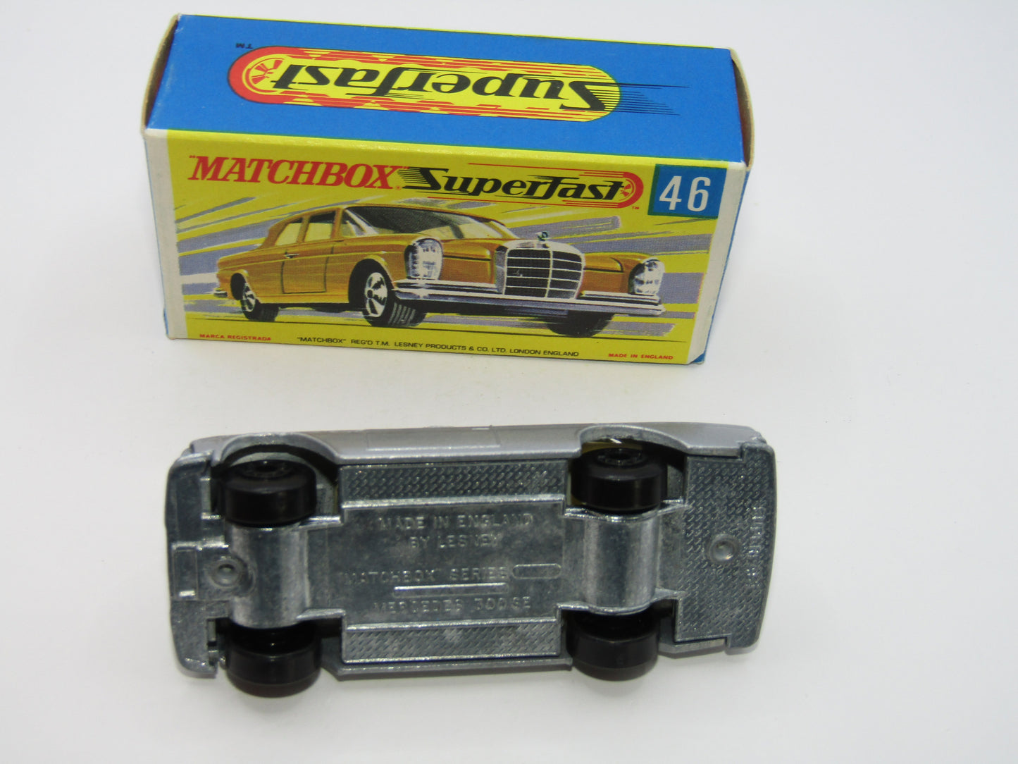Matchbox Superfast 46A Mercedes 300SE Silver BLACK 5 Arch Wheel Hubs