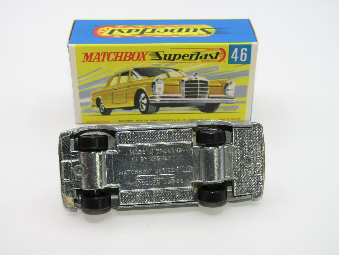 Matchbox Superfast 46A Mercedes 300SE Silver DOT DASH Wheels