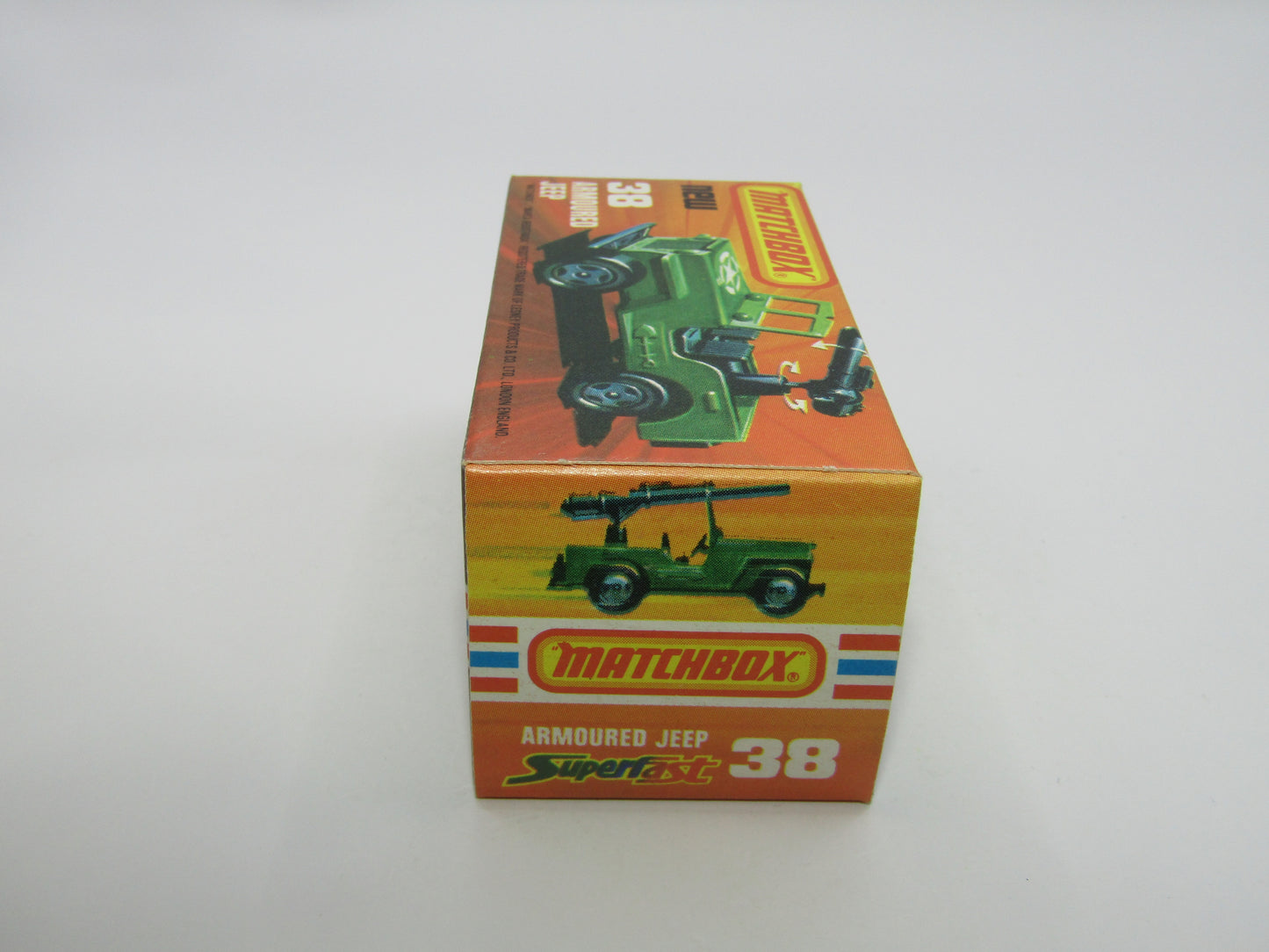 Matchbox Superfast No 38C Armoured Jeep Bright Green Star GLOSS Black Base
