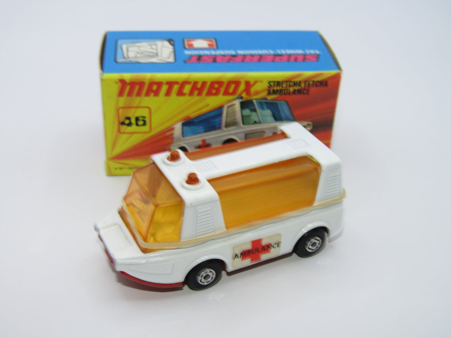 Matchbox Superfast 46B Stretcha Fetcha AMBER Windows Ambulance Labels