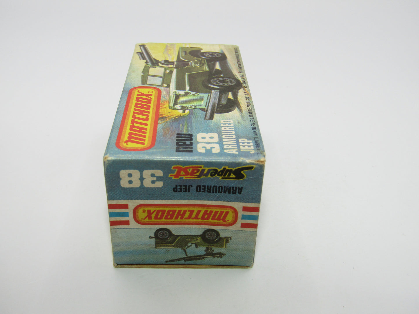 Matchbox Superfast No 38C Armoured Jeep with Gun Sleet N Snow Base
