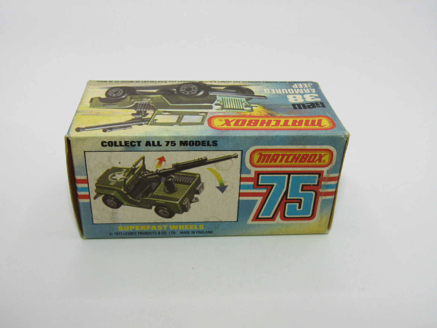 Matchbox Superfast No 38C Armoured Jeep with Gun Sleet N Snow Base