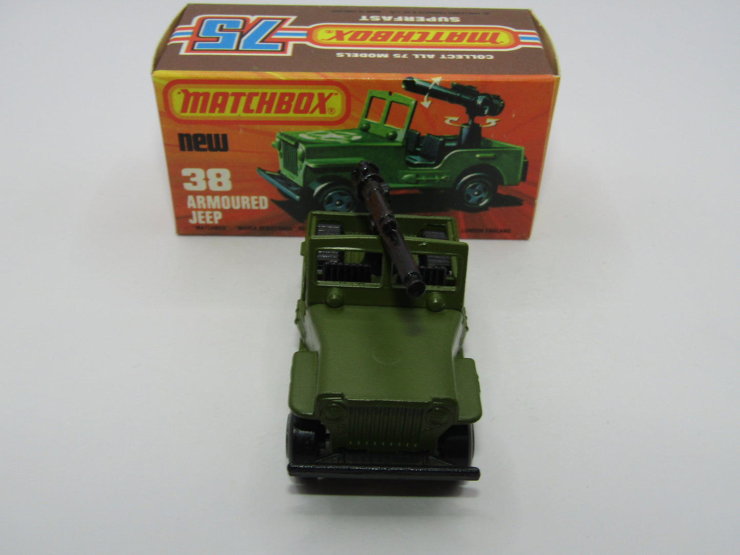 Matchbox Superfast No 38C Armoured Jeep NO Label Glossy GREY no 5 Base