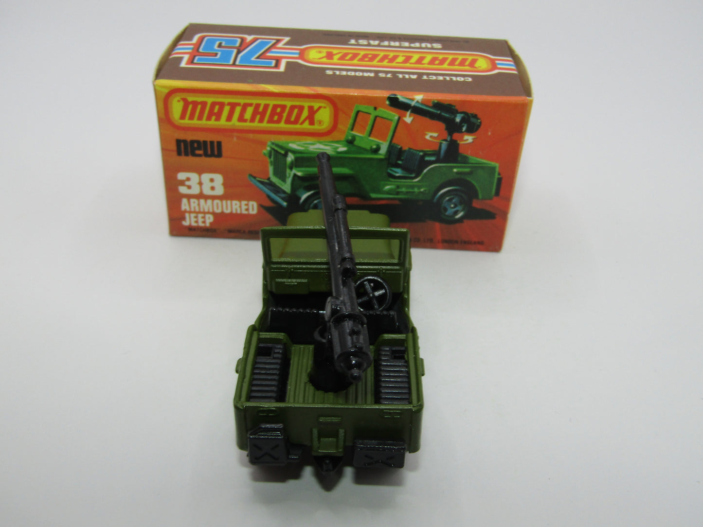 Matchbox Superfast No 38C Armoured Jeep NO Label Glossy GREY no 5 Base