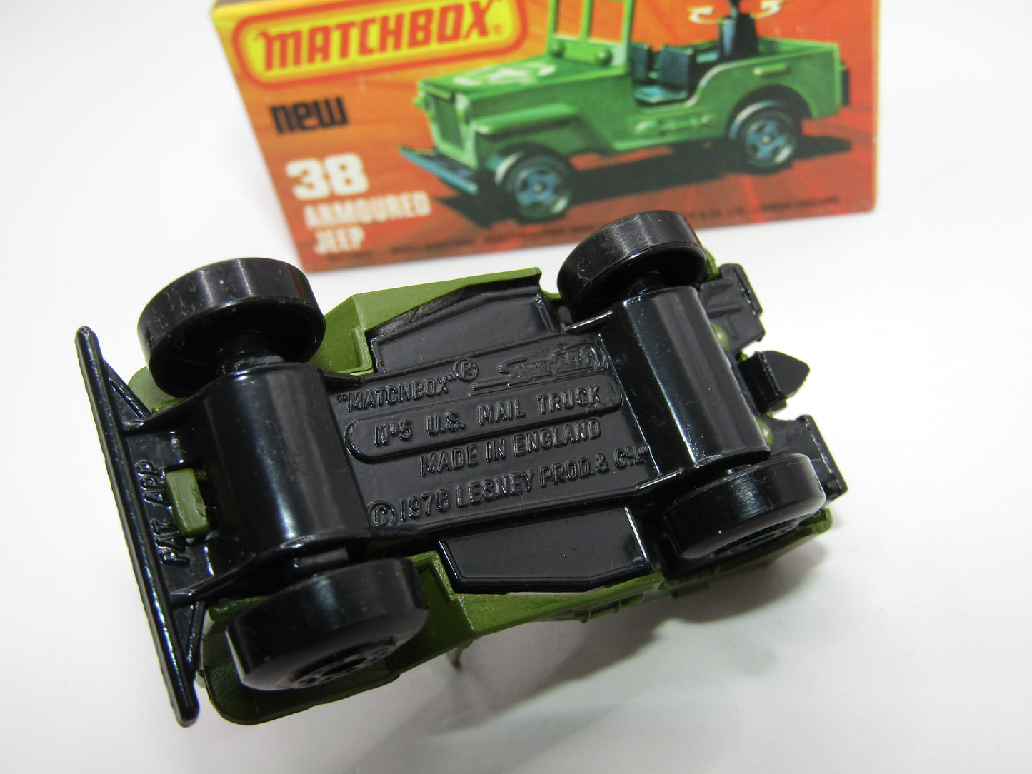 Matchbox Superfast No 38C Armoured Jeep NO Label Glossy GREY no 5 Base