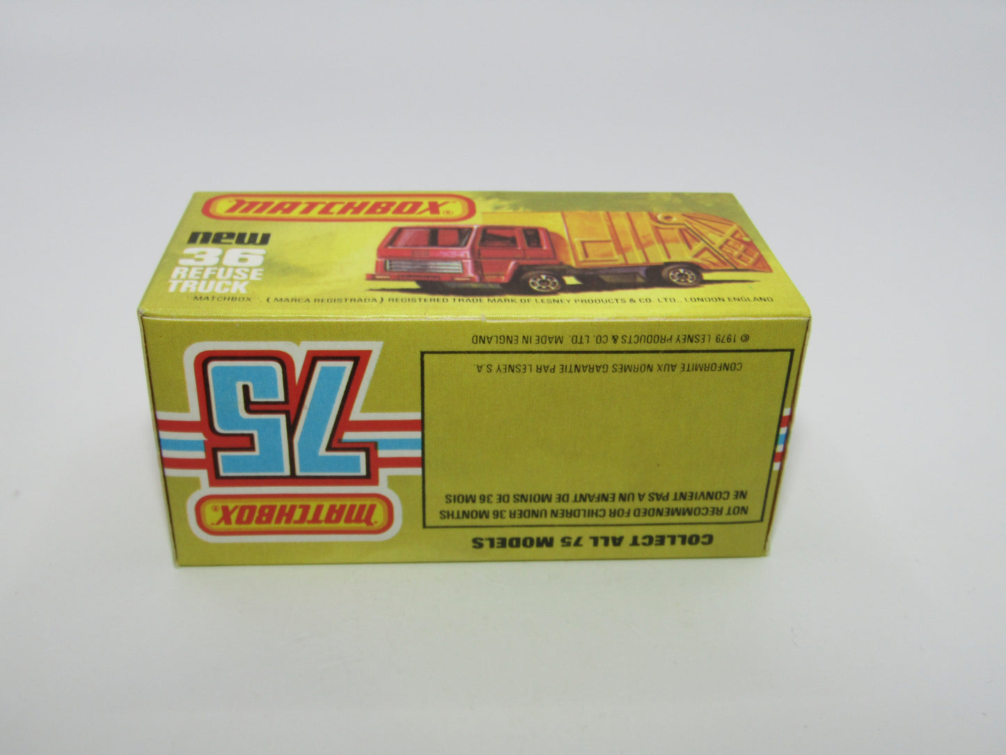 Matchbox Superfast No 36D Refuse Truck DOT-DASH Rear Wheels