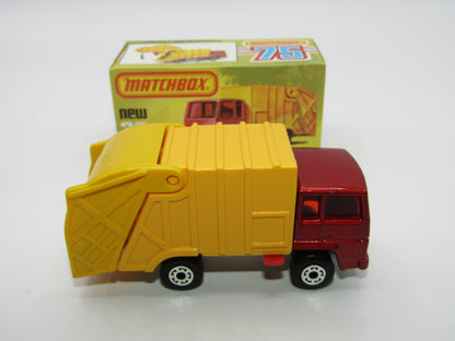 Matchbox Superfast No 36D Refuse Truck DULL YELLOW Rear Dump