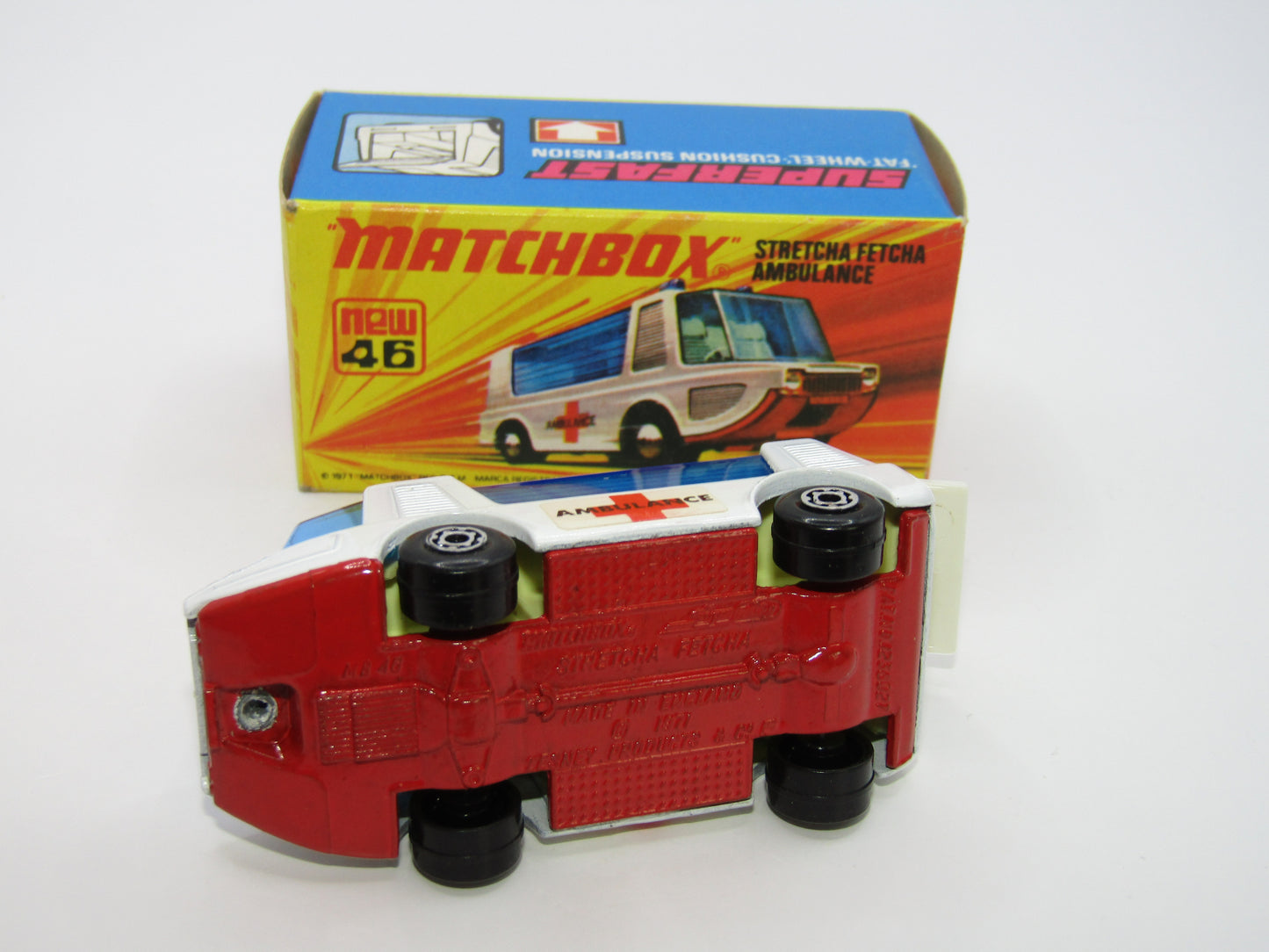 Matchbox Superfast 46B Stretcha Fetcha Ambulance Labels Red Base