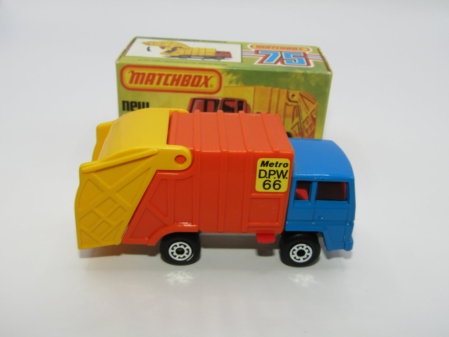 Matchbox Superfast No 36D Refuse Truck Blue DARK ORANGE & Yellow Dump