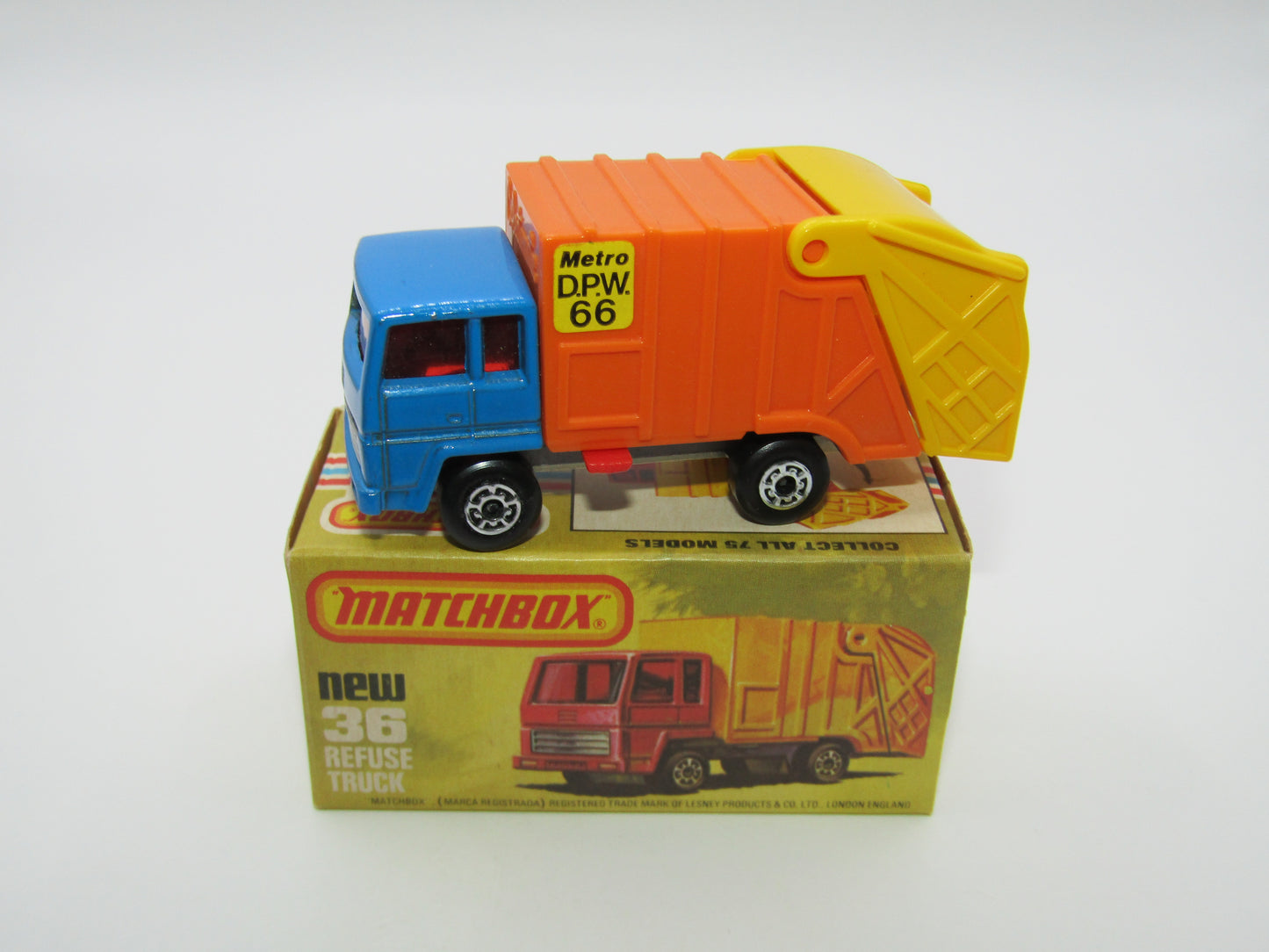 Matchbox Superfast No 36D Refuse Truck Blue, Orange & Yellow Dump