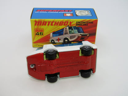 Matchbox Superfast 46B Stretcha Fetcha NO LABELS Red Base