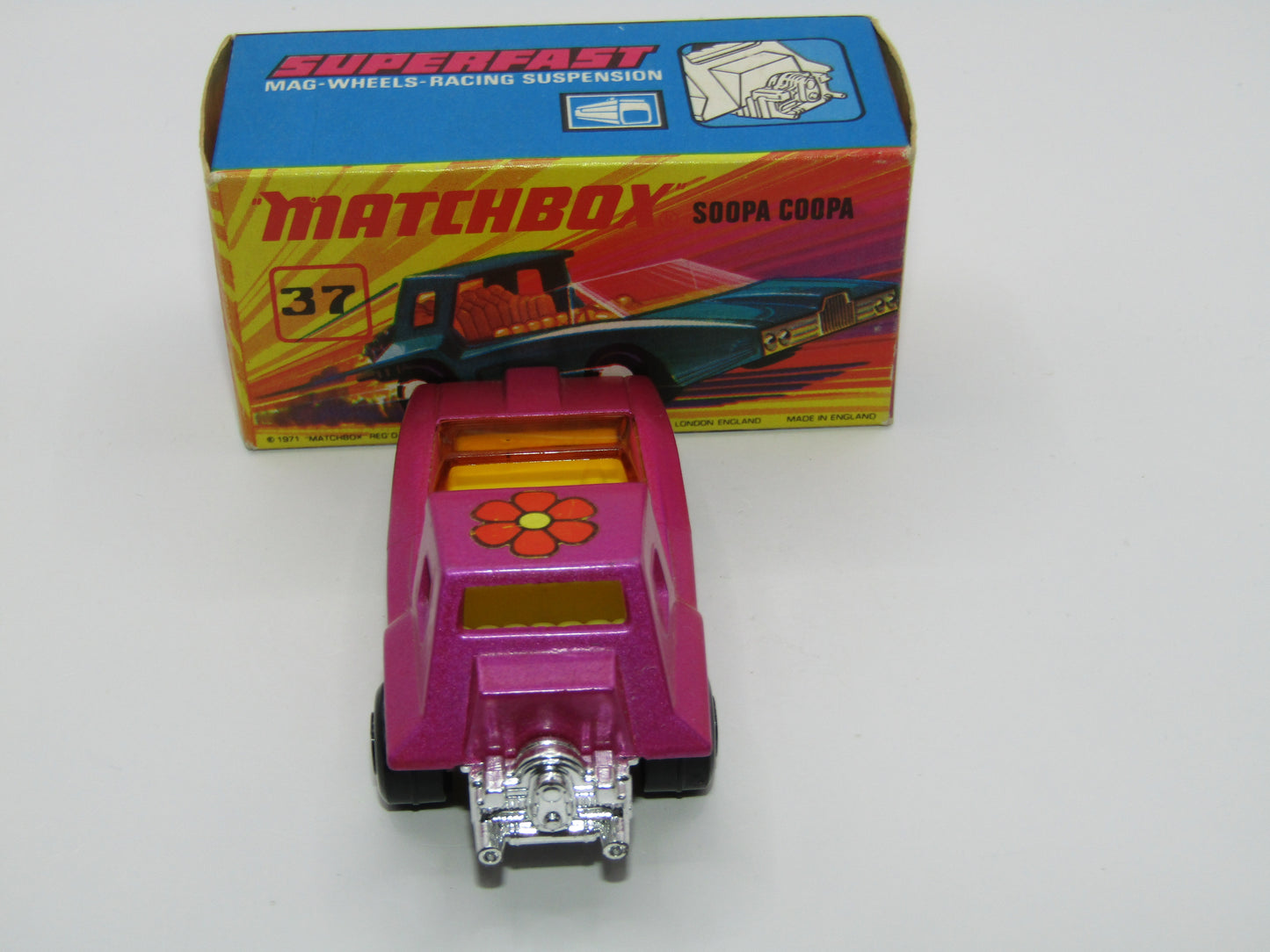 Matchbox Superfast 37B Soopa Coopa Pink, Orange Flower Label