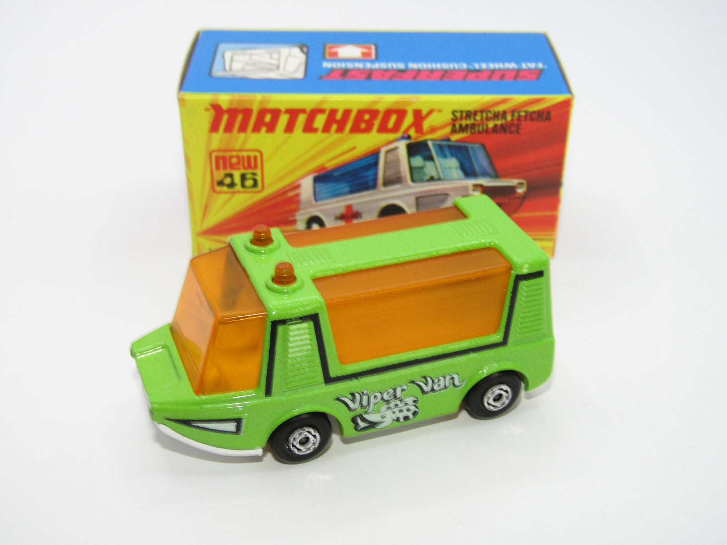 Matchbox Superfast 46B Stretcha Fetcha Lime Green DARK AMBER Windows