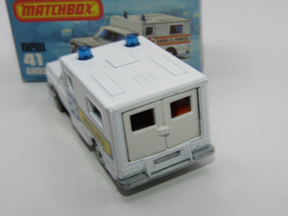 Matchbox Superfast No 41C Ambulance YELLOW & BLUE Label ORANGE Interior