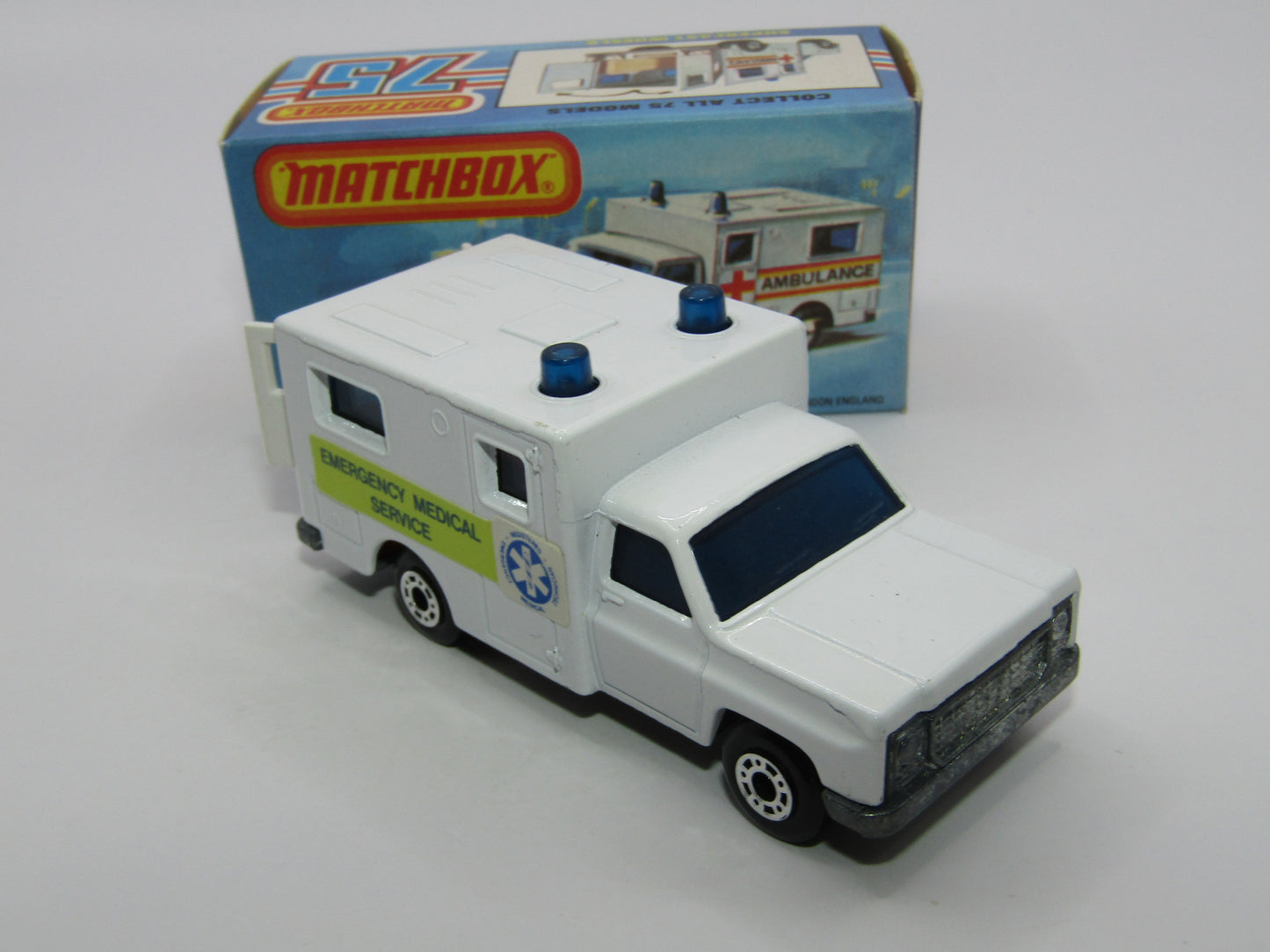 Matchbox Superfast No 41C Ambulance EMS Label ORANGE Interior
