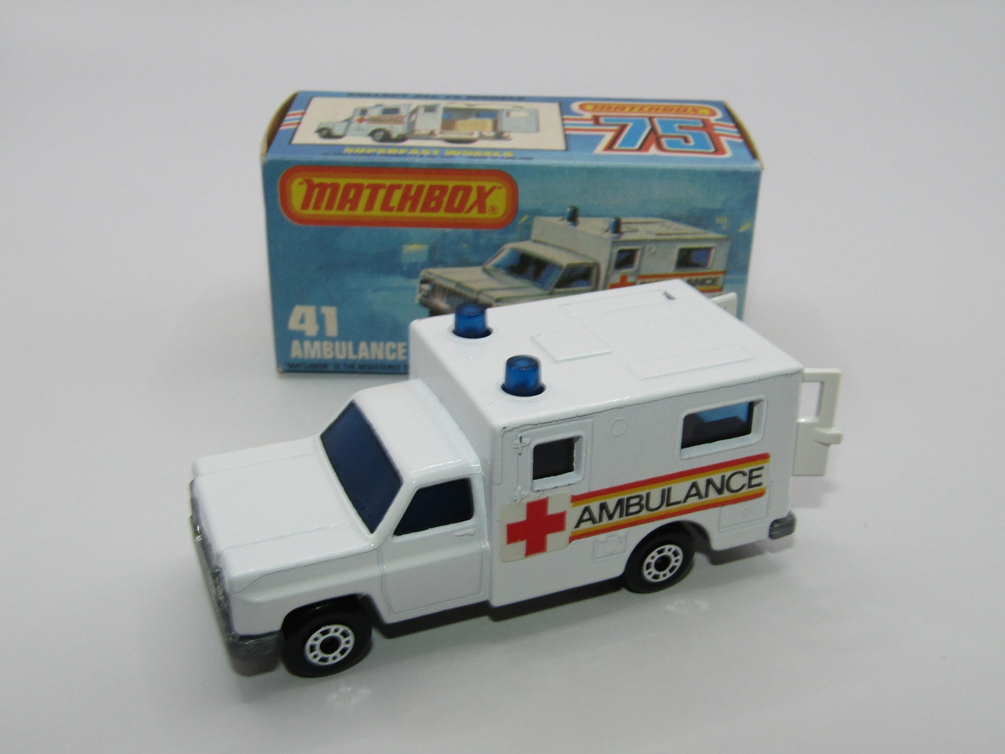 Matchbox Superfast No 41C Ambulance  - CROSS Ambulance Label ORANGE Interior