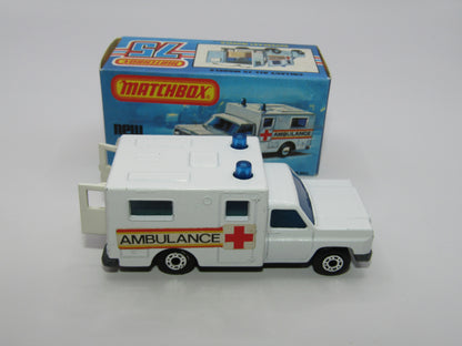 Matchbox Superfast No 41C Ambulance  - CROSS Ambulance TAN Interior