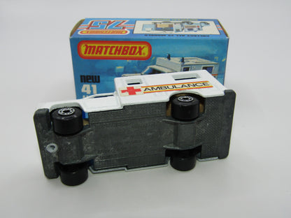 Matchbox Superfast No 41C Ambulance  - CROSS Ambulance TAN Interior